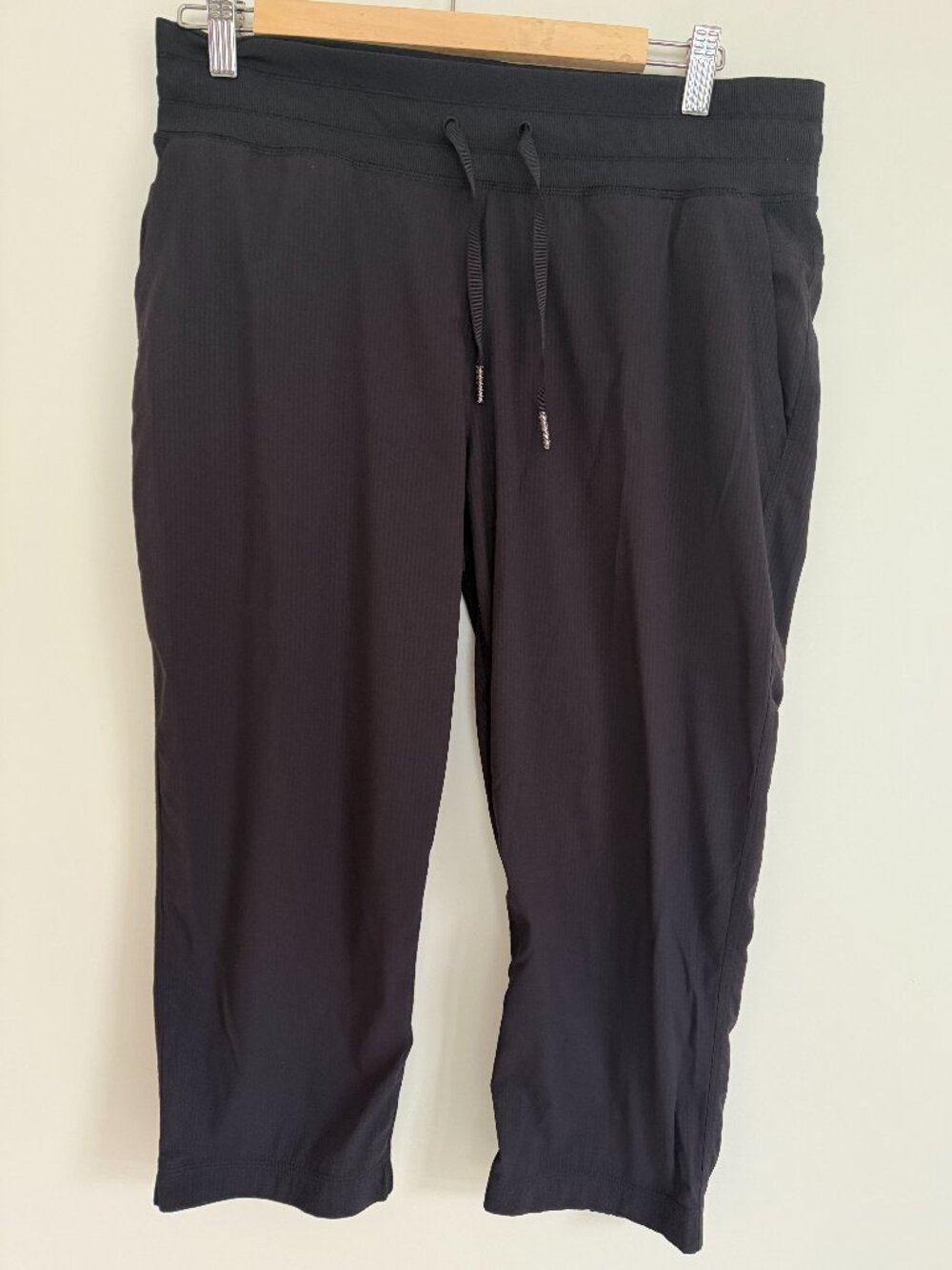 Lululemon Street To Studio Crop Pant Black Size 10